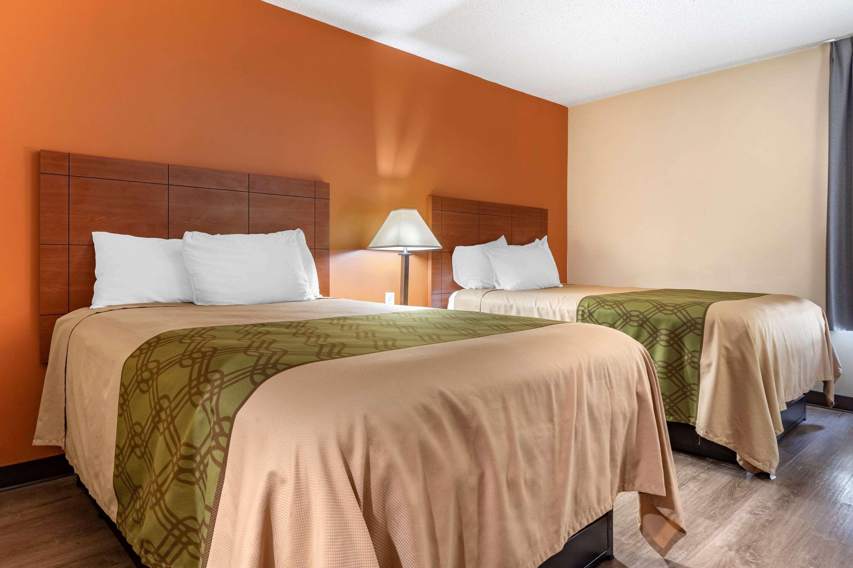 Econo Lodge St. Stephen Экстерьер фото