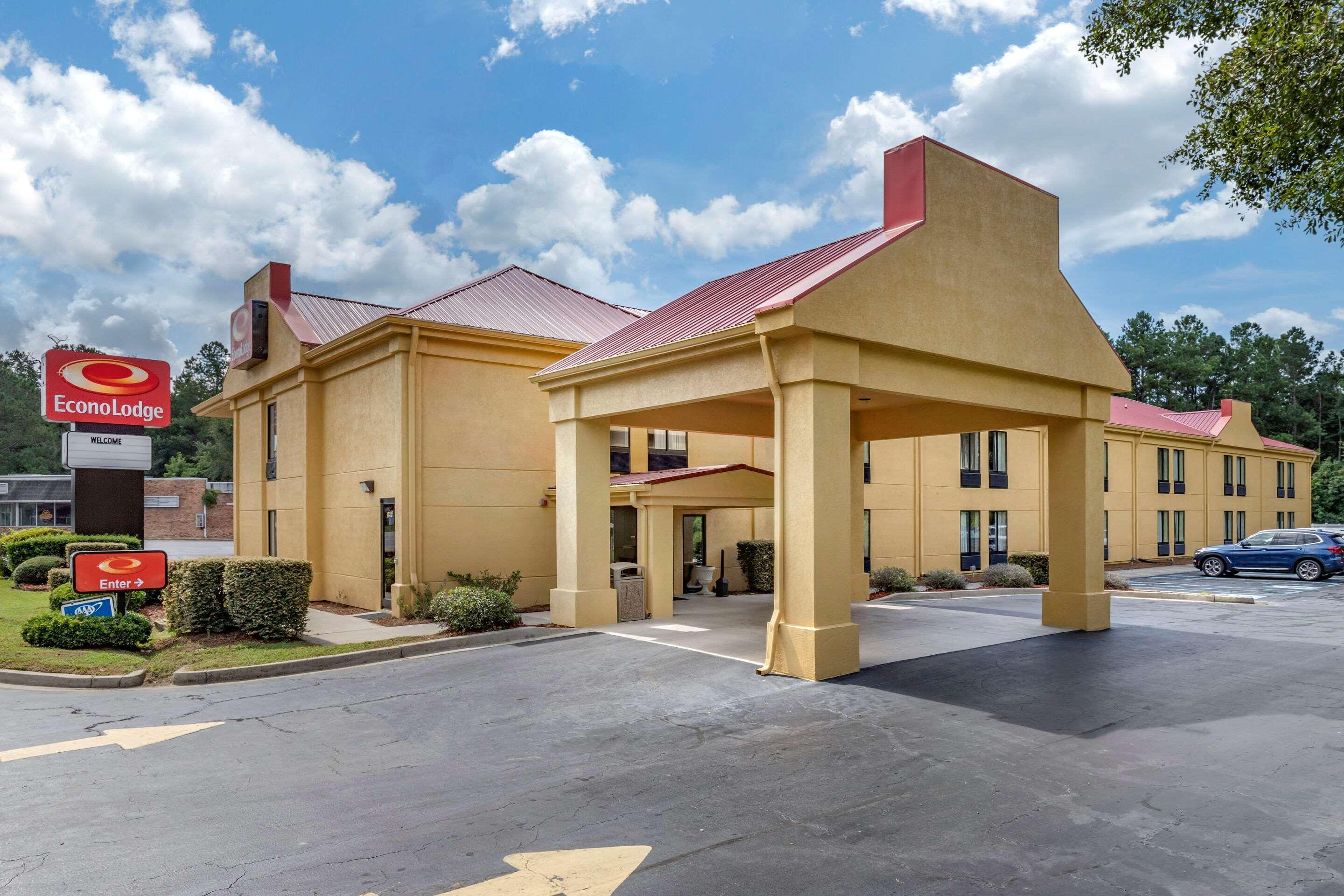 Econo Lodge St. Stephen Экстерьер фото